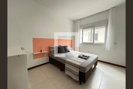 Quarto  de apartamento para alugar com 2 quartos, 73m² em Morro das Pedras, Florianópolis