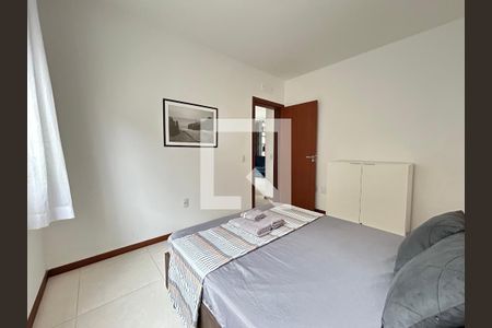 Quarto de apartamento para alugar com 2 quartos, 73m² em Morro das Pedras, Florianópolis