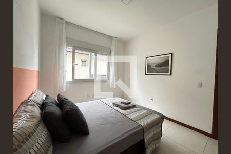 Quarto  de apartamento para alugar com 2 quartos, 73m² em Morro das Pedras, Florianópolis