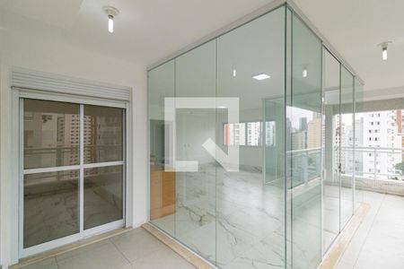 Varanda de apartamento para alugar com 4 quartos, 161m² em Vila Nova Conceição, São Paulo