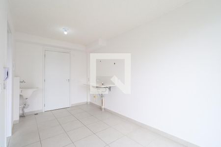 Sala/Cozinha/Área de serviço  de apartamento para alugar com 1 quarto, 27m² em Várzea da Barra Funda, São Paulo