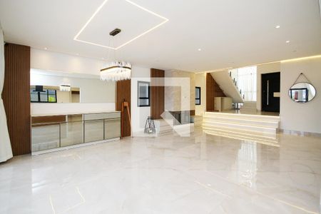 Sala de casa de condomínio para alugar com 4 quartos, 381m² em Parque Dom Henrique, Cotia