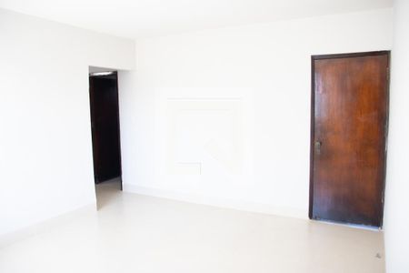 Sala 02 de casa para alugar com 3 quartos, 180m² em Crimeia Leste, Goiânia