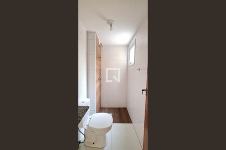 Banheiro de apartamento à venda com 2 quartos, 47m² em Jardim Guarará, Santo André