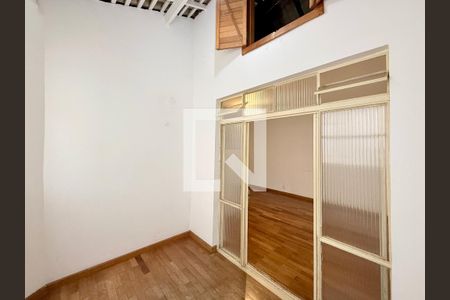 Sacada de casa à venda com 2 quartos, 85m² em Santo Amaro, São Paulo