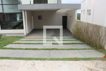 Casa de Condomínio para alugar com 3 quartos, 240m² em Quinta dos Angicos, Cotia