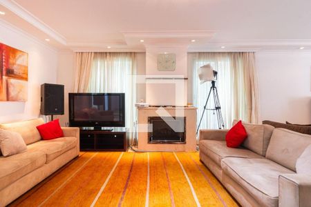 Casa à venda com 5 quartos, 670m² em Alphaville Residencial Um, Barueri