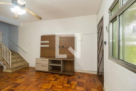 Sala de casa para alugar com 2 quartos, 250m² em Vila Ema, São Paulo