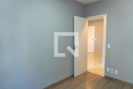 Quarto 2 de apartamento para alugar com 2 quartos, 49m² em Novo Osasco, Osasco