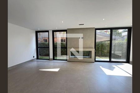 Casa à venda com 4 quartos, 360m² em Residencial Tres (Alphaville), Santana de Parnaíba