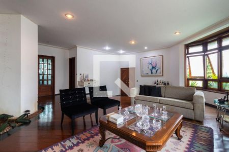 Casa à venda com 5 quartos, 532m² em Alphaville, Santana de Parnaíba