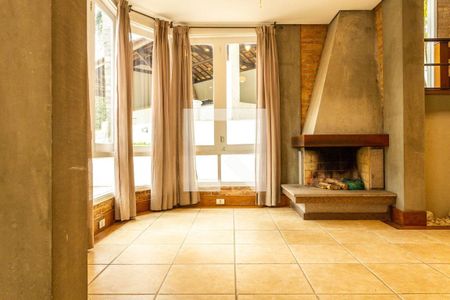 Casa à venda com 4 quartos, 900m² em Residencial Tambore III, Santana de Parnaíba