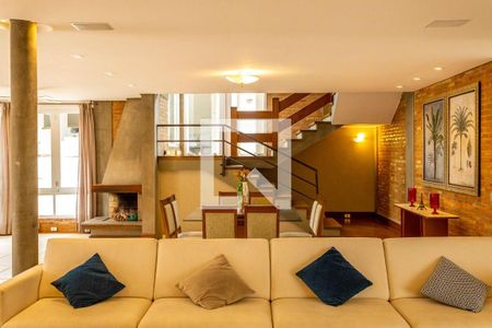 Casa à venda com 4 quartos, 900m² em Residencial Tambore III, Santana de Parnaíba
