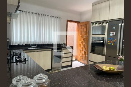 Cozinha de casa à venda com 4 quartos, 170m² em Vila Invernada, São Paulo