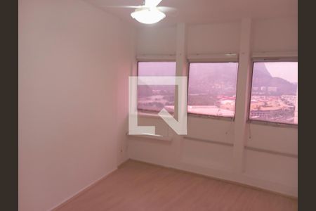 Sala de apartamento para alugar com 1 quarto, 35m² em Barra da Tijuca, Rio de Janeiro