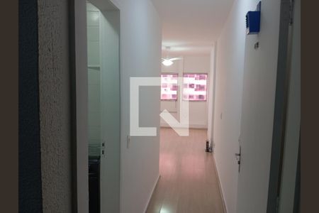 Corredor  de apartamento para alugar com 1 quarto, 35m² em Barra da Tijuca, Rio de Janeiro