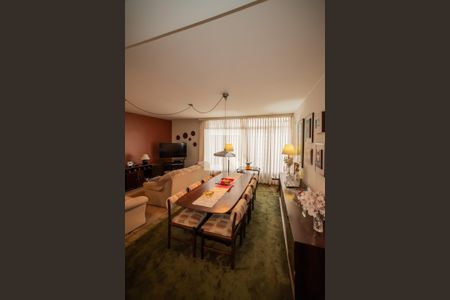 Sala de casa para alugar com 3 quartos, 200m² em Mirandópolis, São Paulo
