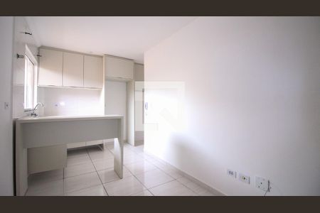 Apartamento para alugar com 2 quartos, 38m² em Jardim Iva, São Paulo