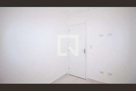 Apartamento para alugar com 2 quartos, 38m² em Jardim Iva, São Paulo