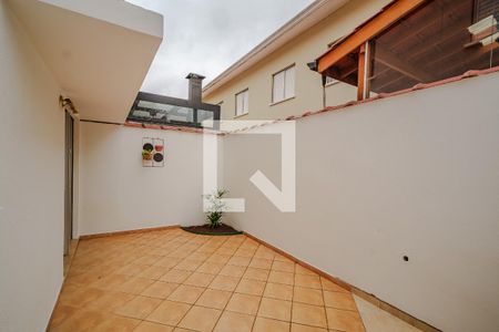 Quintal de casa de condomínio para alugar com 2 quartos, 101m² em Rio Pequeno, São Paulo