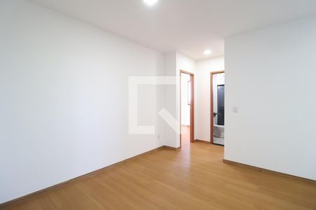 Sala de apartamento para alugar com 2 quartos, 58m² em Shopping Park, Uberlândia