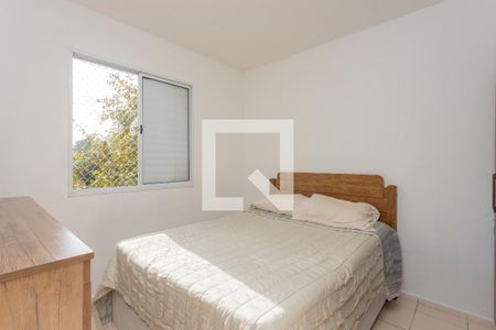 Quarto 1 de apartamento à venda com 2 quartos, 46m² em Parque Guarapiranga, São Paulo
