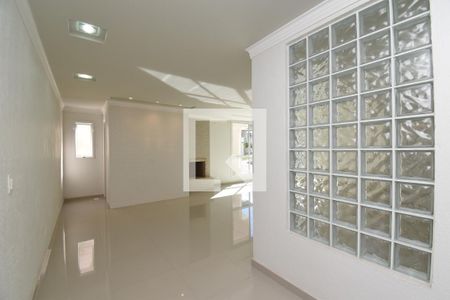Sala de casa de condomínio à venda com 4 quartos, 354m² em Butiatuvinha, Curitiba