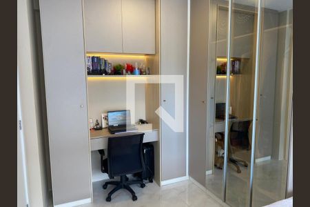 Quarto 2 de apartamento para alugar com 2 quartos, 62m² em Jardim do Salso, Porto Alegre