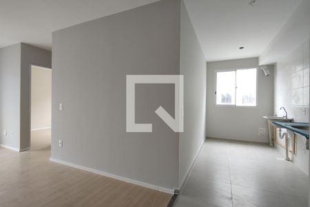 Sala/Cozinha de apartamento para alugar com 2 quartos, 51m² em Taquara, Rio de Janeiro