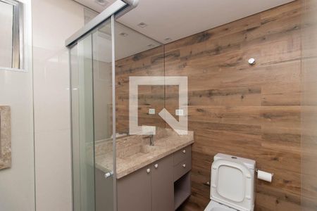 Banheiro de apartamento para alugar com 2 quartos, 59m² em Vila Mazzei, São Paulo