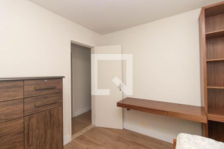 Quarto 1 de apartamento para alugar com 2 quartos, 59m² em Vila Mazzei, São Paulo