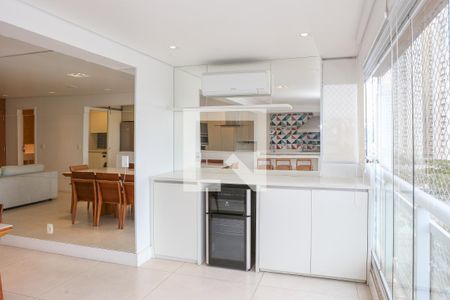 Sala de apartamento à venda com 2 quartos, 93m² em Várzea da Barra Funda, São Paulo