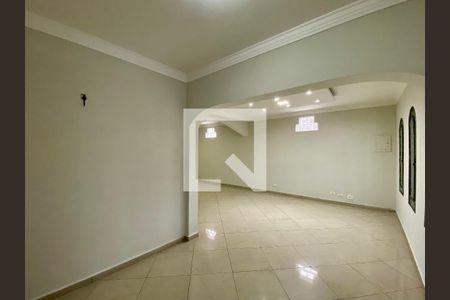 Casa para alugar com 3 quartos, 250m² em Parque Continental I, Guarulhos