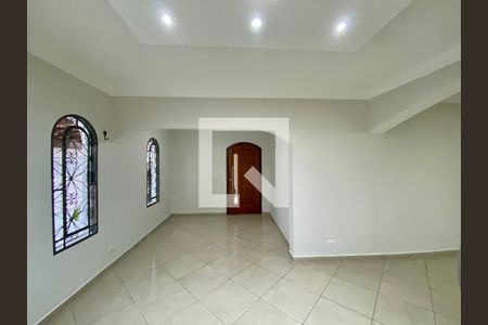 Casa para alugar com 3 quartos, 250m² em Parque Continental I, Guarulhos