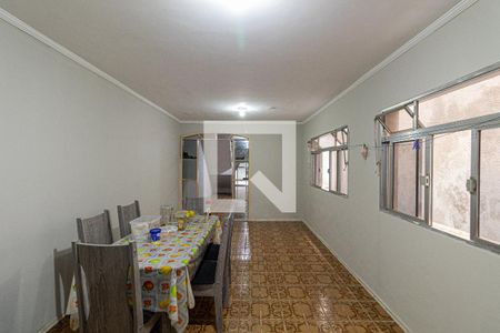 Sala de Jantar de casa à venda com 4 quartos, 150m² em Vila Taquari, São Paulo