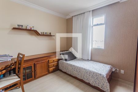 Quarto  de apartamento para alugar com 3 quartos, 90m² em União, Belo Horizonte