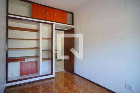 Quarto 1 de apartamento para alugar com 2 quartos, 80m² em Santa Tereza, Porto Alegre