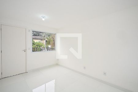 Sala de apartamento para alugar com 1 quarto, 46m² em Vila Suzana, São Paulo
