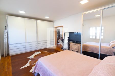 Suite de casa para alugar com 3 quartos, 350m² em Mirandópolis, São Paulo