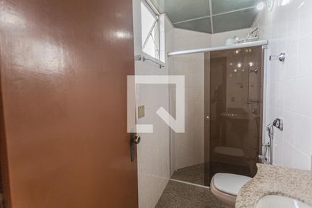 Banheiro da Suíte de apartamento à venda com 3 quartos, 100m² em Santa Efigênia, Belo Horizonte