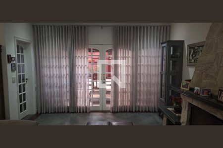 Casa de Condomínio à venda com 4 quartos, 435m² em Morada dos Pinheiros (aldeia da Serra), Barueri