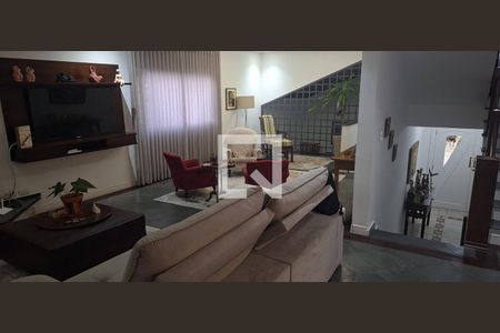 Sala Intima de casa de condomínio à venda com 4 quartos, 435m² em Morada dos Pinheiros (aldeia da Serra), Barueri
