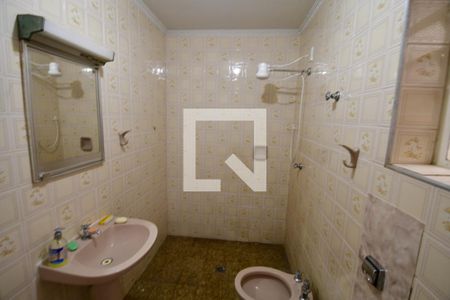 Banheiro de casa à venda com 3 quartos, 200m² em Vila Nogueira, Campinas