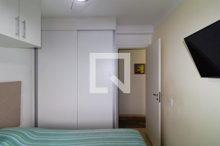 Quarto 1 de apartamento para alugar com 2 quartos, 53m² em Sítio da Figueira, São Paulo