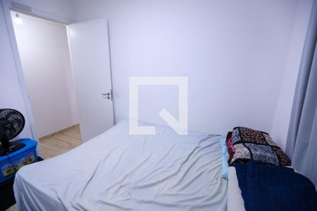 Quarto 1 de apartamento à venda com 2 quartos, 40m² em Vila Zat, São Paulo