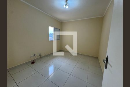 Quarto 2 de casa à venda com 3 quartos, 214m² em Umuarama, Osasco