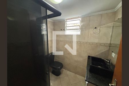 Banheiro de apartamento à venda com 2 quartos, 45m² em Conjunto Habitacional Padre José de Anchieta, São Paulo