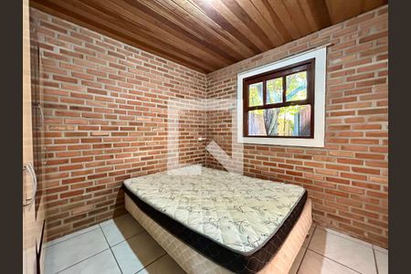 Quarto 2 de apartamento para alugar com 2 quartos, 36m² em São João do Rio Vermelho, Florianópolis