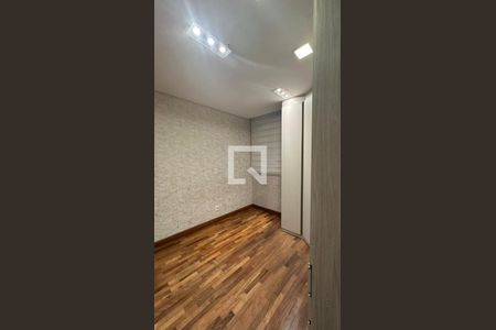 Quarto de apartamento à venda com 2 quartos, 90m² em Santa Teresinha, São Paulo