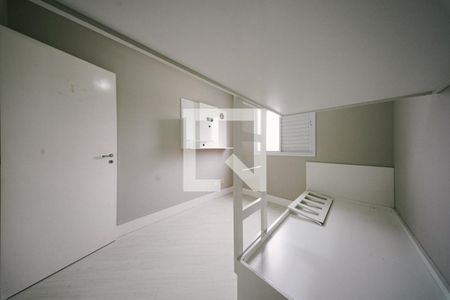 Quarto 1 de apartamento para alugar com 3 quartos, 174m² em Vila Araguaia, São Paulo
